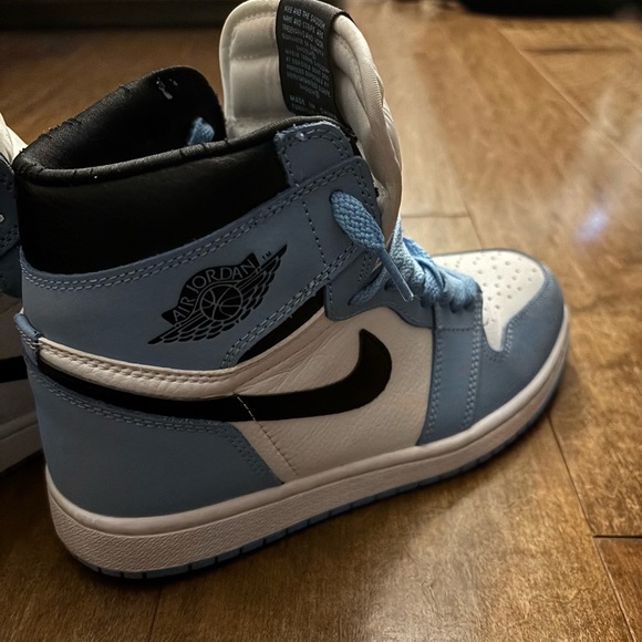 Nike Air High Top Jordan’s with Blue and Black Laces - Picture 7 of 10